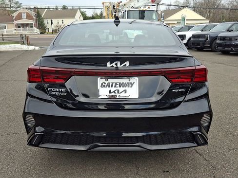 Used 2024 Kia Forte GT-Line w/ GT-Line Premium Package image 6