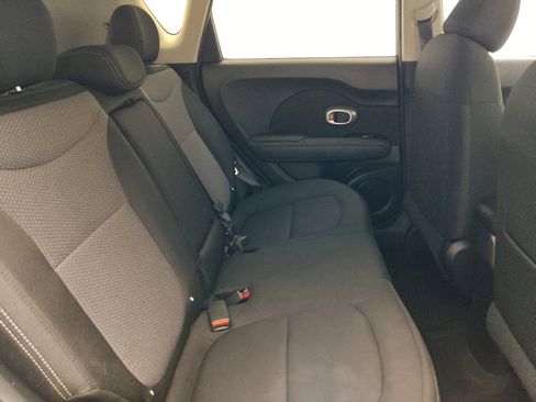 Used 2019 Kia Soul + FWD image 19