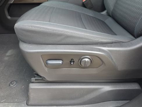 Used 2022 Chevrolet Silverado 1500 RST RWD image 16