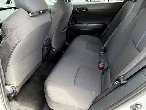 Used 2023 Toyota Corolla Cross AWD Hybrid image 22