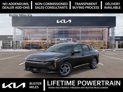 New 2025 Kia K4 LXS