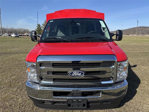 New 2026 Ford E-350 and Econoline 350 Super Duty w/ Power Equipment Group RWD image 10