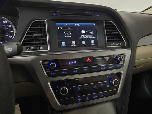 Used 2016 Hyundai Sonata SE FWD image 26
