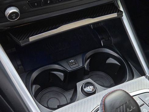 Used 2023 BMW M4 Competition w/ Executive Package image 23