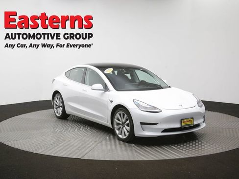 Used 2020 Tesla Model 3 Standard Range Plus RWD image 44