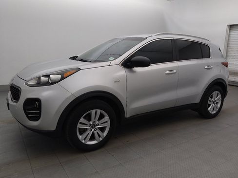Used 2019 Kia Sportage LX w/ LX Popular Package AWD/4WD image 2