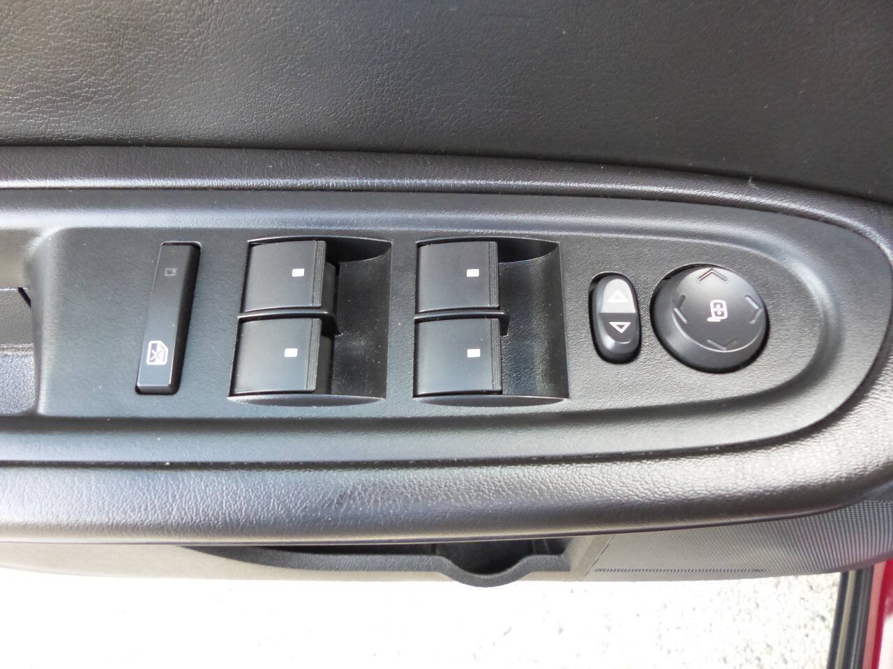 Used 2017 Chevrolet Traverse LT w/ Style and Technology Package AWD/4WD image 21