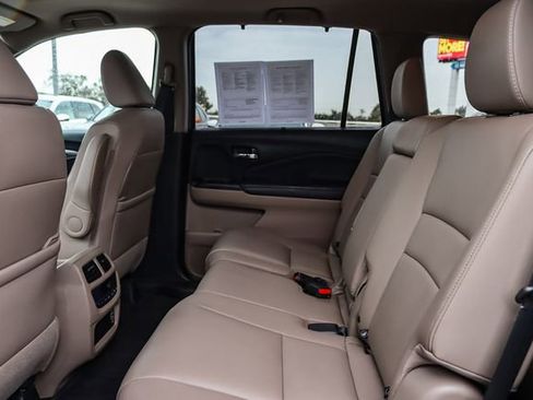Certified 2022 Honda Pilot Special Edition image 19