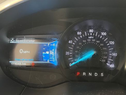 Used 2018 Ford Edge Titanium w/ Equipment Group 301A AWD/4WD image 15