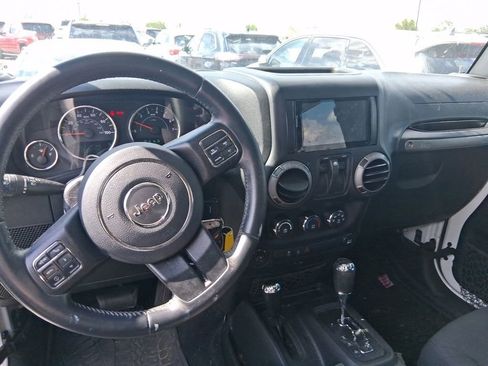 Used 2017 Jeep Wrangler Sport w/ Quick Order Package 24S AWD/4WD image 8