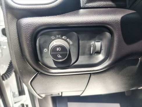 Certified 2025 RAM 2500 Big Horn AWD/4WD image 22