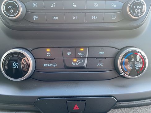 Used 2024 Ford Transit 250 Low Roof w/ Exterior Upgrade Package image 18