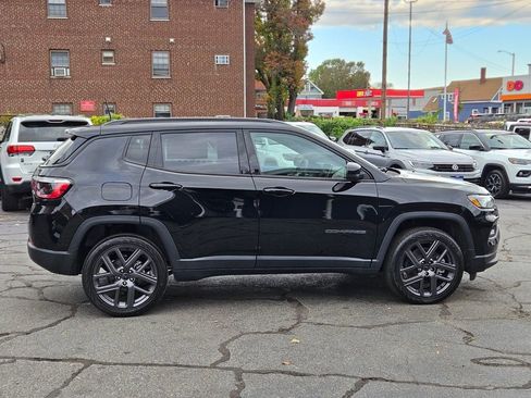 New 2025 Jeep Compass Limited w/ Sun & Sound Group image 5
