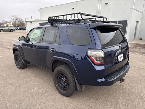 Used 2021 Toyota 4Runner Venture image 5