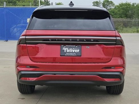 New 2026 Lincoln Nautilus Reserve w/ Jet Appearance Package image 7