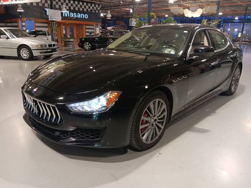 Used 2018 Maserati Ghibli S Q4 AWD/4WD image 1