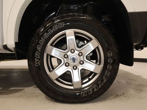 Used 2024 Ford Ranger Lariat w/ FX4 Off-Road Package image 34
