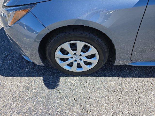Used 2024 Toyota Corolla LE FWD image 11