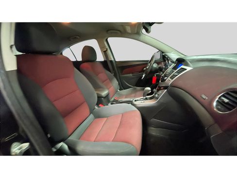 Used 2014 Chevrolet Cruze LT w/ RS Package FWD image 18