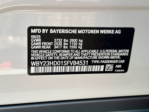 Used 2025 BMW i4 eDrive40 image 40