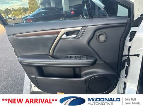 Used 2022 Lexus RX 450h AWD w/ Premium Package image 9