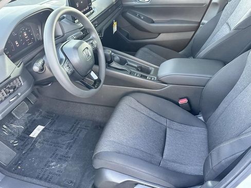 Used 2025 Honda Accord LX image 7