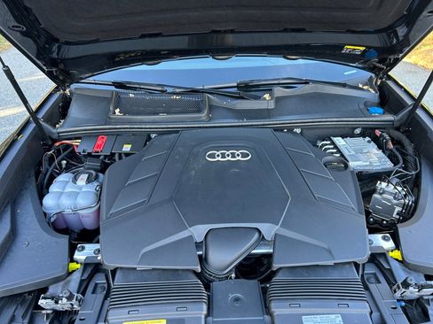Used 2023 Audi Q8 Prestige image 16