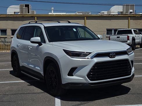 New 2026 Toyota Grand Highlander FWD image 6