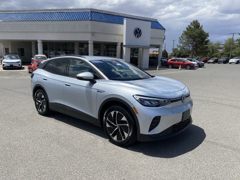 Certified 2022 Volkswagen ID.4 Pro RWD image 2