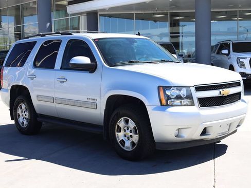 Used 2013 Chevrolet Tahoe LT AWD/4WD image 8