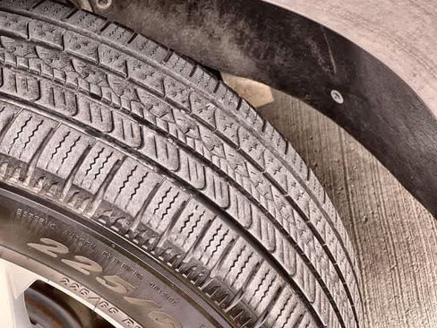 Used 2022 Chevrolet Equinox LS image 23