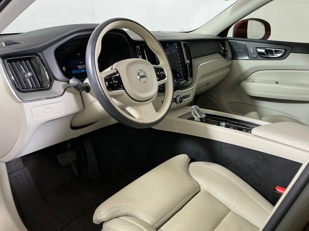 Used 2023 Volvo XC60 B5 Ultimate w/ Climate Package AWD/4WD image 20