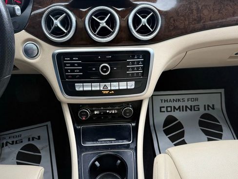 Used 2017 Mercedes-Benz CLA 250 4MATIC image 20
