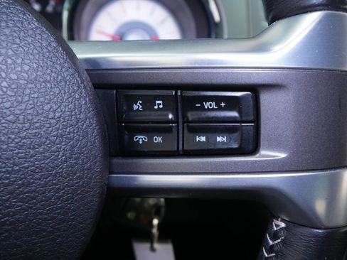 Used 2012 Ford Mustang Premium image 31