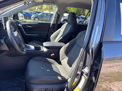 Used 2025 Toyota RAV4 XLE w/ Weather Package FWD image 37