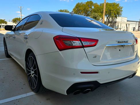 Used 2018 Maserati Ghibli S GranSport RWD image 6