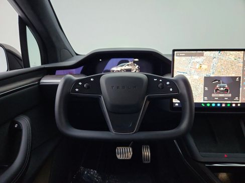 Used 2022 Tesla Model X AWD/4WD image 19