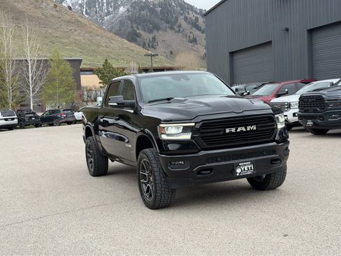 Used 2022 RAM 1500 Laramie AWD/4WD image 5