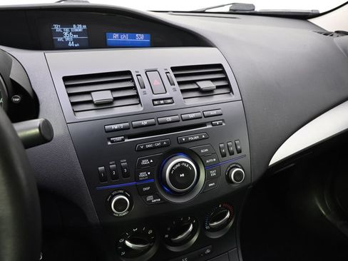 Used 2012 MAZDA MAZDA3 i Touring FWD image 25
