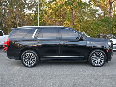 Used 2023 GMC Yukon Denali Ultimate image 5
