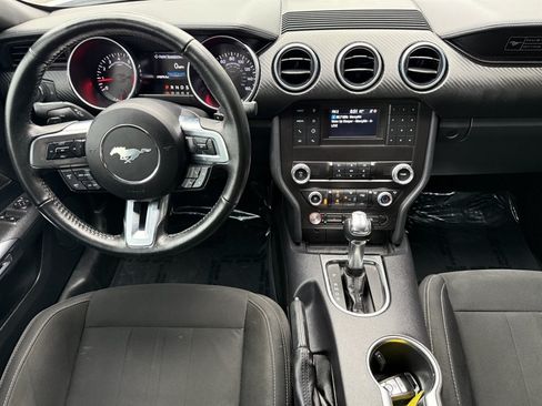 Used 2020 Ford Mustang Coupe RWD image 19