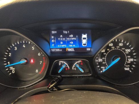 Used 2017 Ford Focus SE image 23