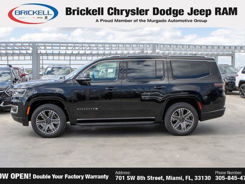 New 2025 Jeep Wagoneer 4WD w/ Convenience Group I image 8