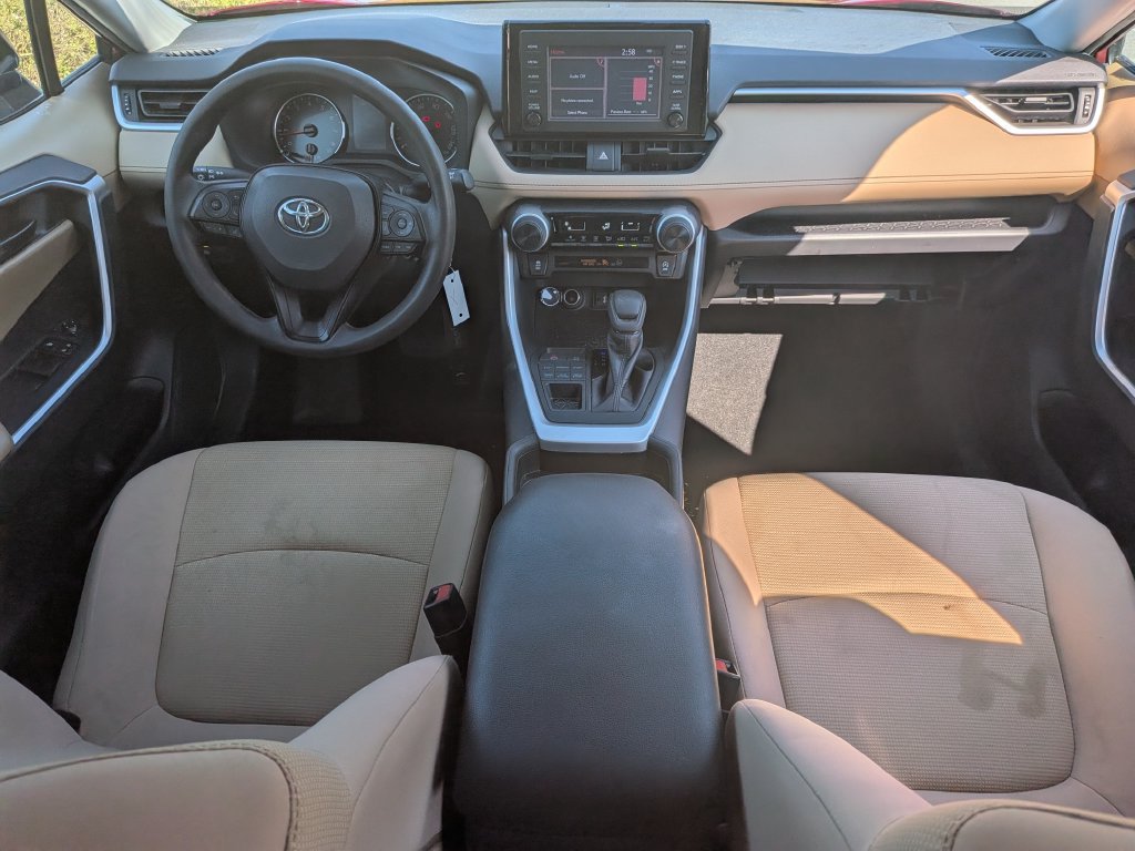 Used 2019 Toyota RAV4 LE AWD/4WD image 26