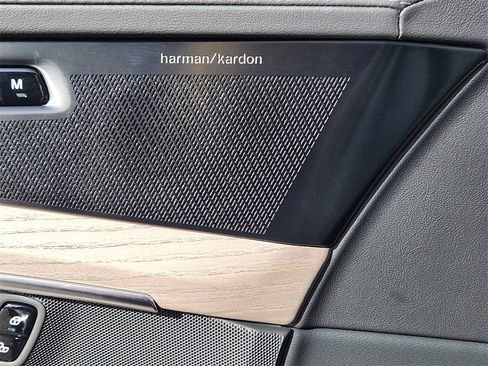 New 2026 Volvo XC90 B6 Plus w/ Protection Package image 11