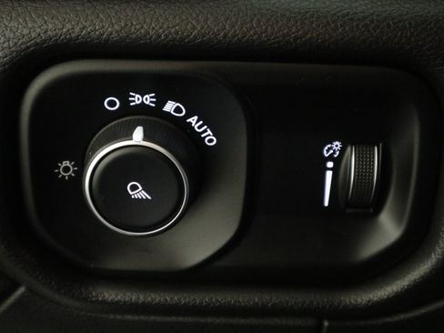 Used 2022 RAM 2500 Big Horn image 30