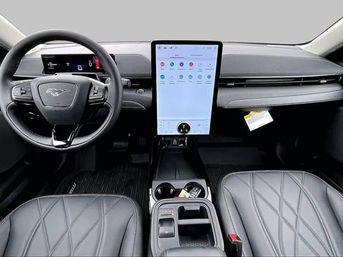 Used 2025 Ford Mustang Mach-E Select w/ Comfort Package Lite RWD image 16