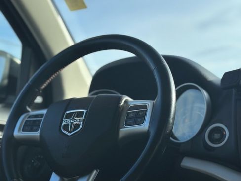 Used 2019 Dodge Journey GT image 13