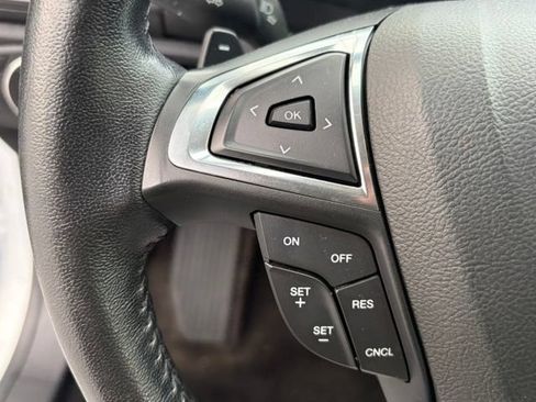 Used 2018 Ford Fusion Titanium AWD/4WD image 17