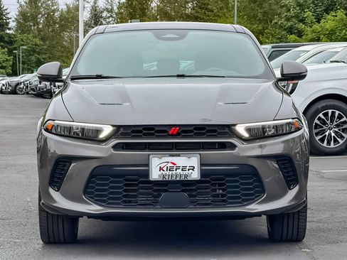 Used 2024 Dodge Hornet R/T Plus w/ Track Pack AWD/4WD image 8